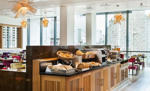 Park Inn by Radisson Aberdeen, Breakfast area