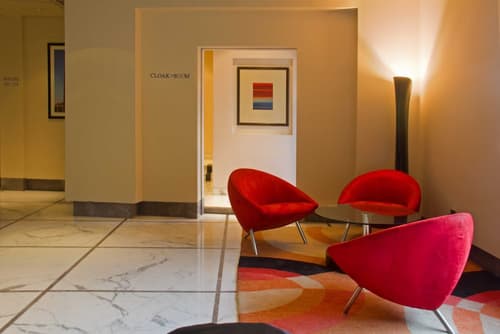 Radisson Blu Marina Hotel Connaught Place, Lobby sitting area