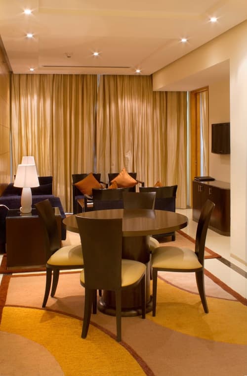 Radisson Blu Marina Hotel Connaught Place, In-room dining