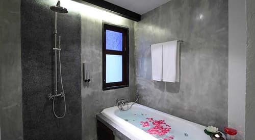 De Lanna Hotel, Room