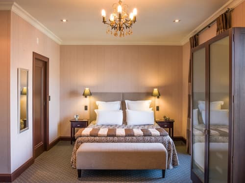 The Crown Hotel Napier, Primary image