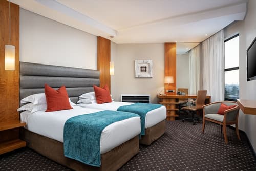 Premier Hotel OR Tambo