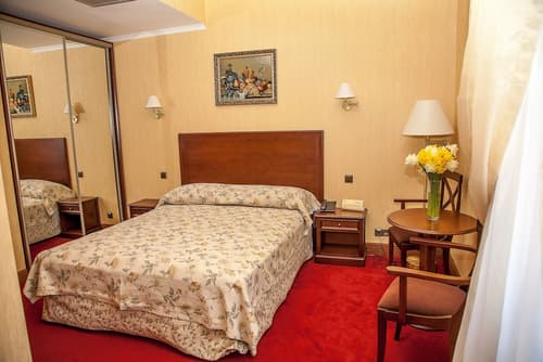 Optima Collection Kamianets-Podilskyi, Room