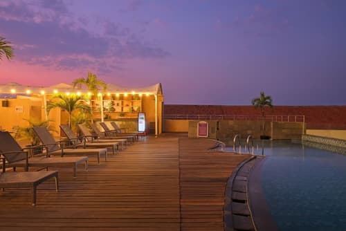 Quest Hotel Simpang Lima - Semarang by ASTON