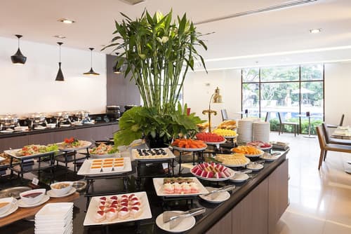 ibis Bangkok Riverside