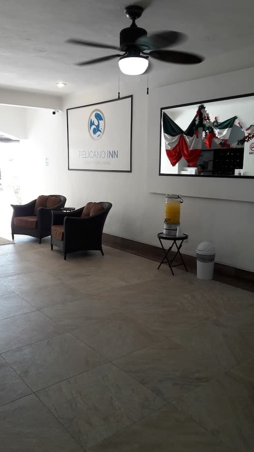 Pelicano Inn Playa del Carmen - Beachfront Hotel, Lobby