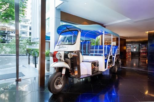 Radisson Suites Bangkok Sukhumvit