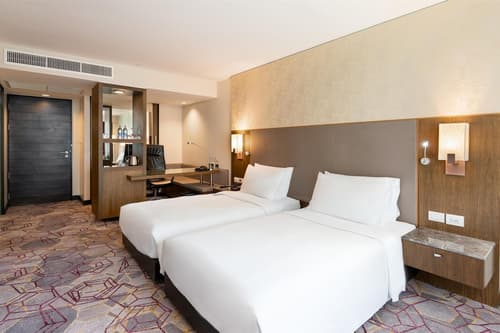 Radisson Suites Bangkok Sukhumvit