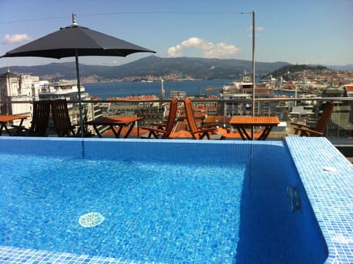 Hotel Silken Axis Vigo, Outdoor pool