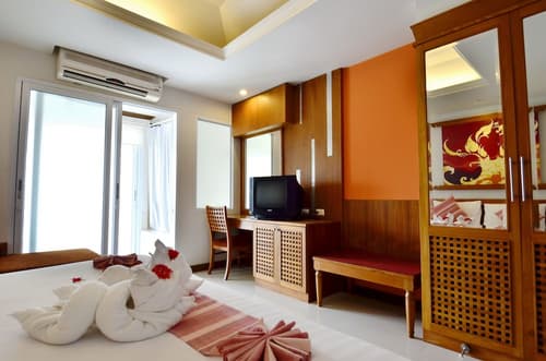 First Bungalow Beach Resort, Room