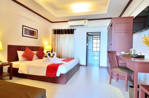 First Bungalow Beach Resort, Room