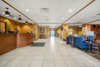 Best Western St. Francisville Hotel, Lobby