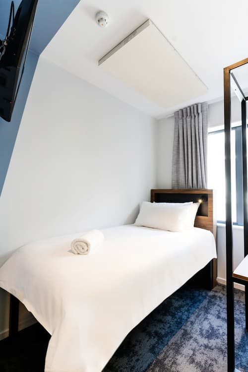 Haka House Wellington, Room