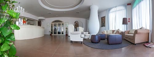 Hotel Fini, Lobby
