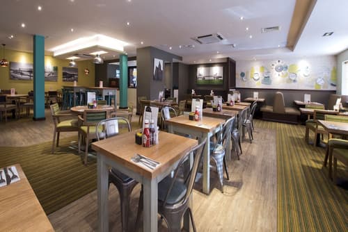 Premier Inn Glasgow Braehead