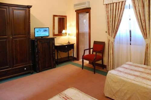 Hotel Alvar Fañez, Room