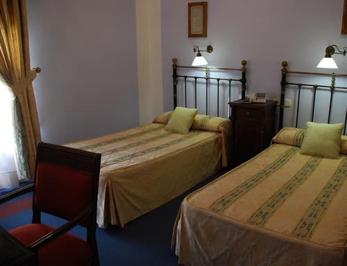 Hotel Alvar Fañez, Room