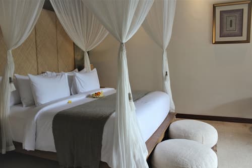 Purana Suite Ubud, Room