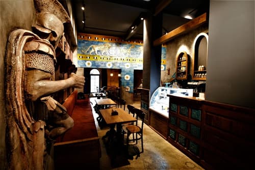 Archeo Hostel - Adults Only, Interior entrance