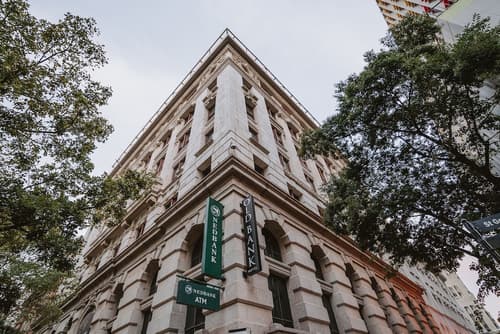 Old Bank Hotel, Primary image