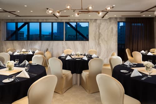 Millennium Place Barsha Heights Hotel, Restaurant