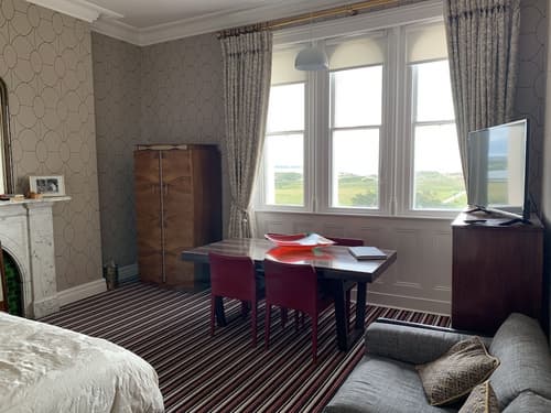 Aberley House, Room