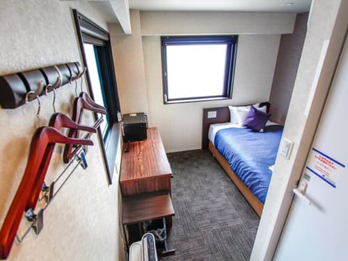 HOTEL LiVEMAX Kyoto Kamogawamae