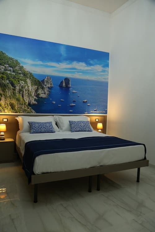 Palazzo Caracciolo del Sole, Room