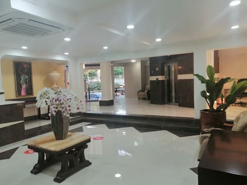 Hotel Grand A View, Reception