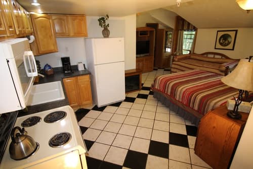 Abbey Archway Inn