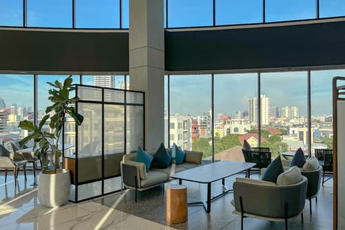 Amanta Hotel & Residence Sathorn, Lobby sitting area