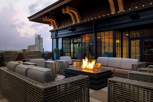 Hotel Vin, Grapevine, Autograph Collection, Restaurant