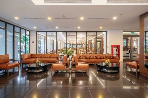 Senna Hue Hotel, Lobby sitting area