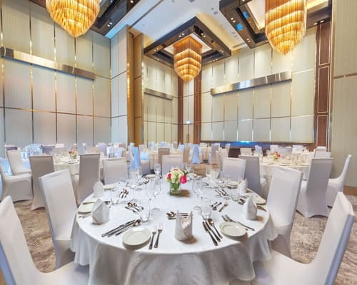 Taj Jumeirah Lakes Towers, Banquet hall