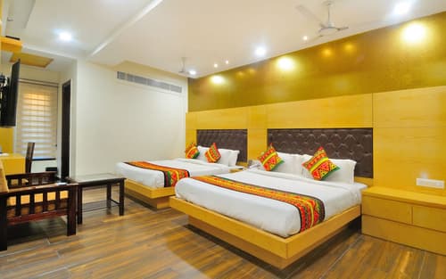 Hotel Grand Uddhav, Primary image
