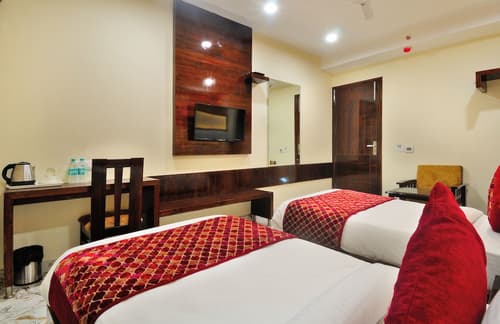 Hotel Grand Uddhav, Room