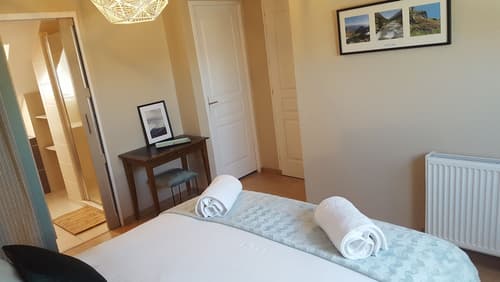 La Porte des Lacs, Room