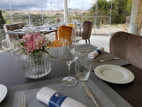 Hotel Villa Flora Relais, Dining