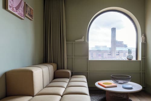 Locke At Broken Wharf