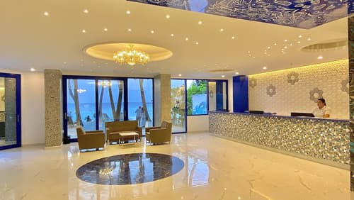 Kaani Palm Beach, Lobby