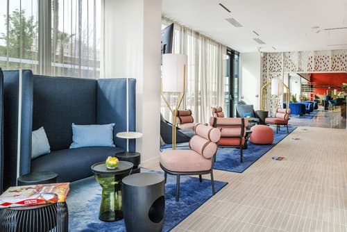 Crowne Plaza Nice Grand Arenas by IHG, Lobby