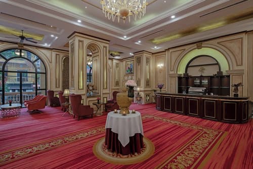 Anik Palace Hotel, Lobby lounge
