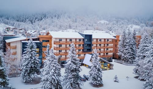 Bakuriani Inn, Primary image