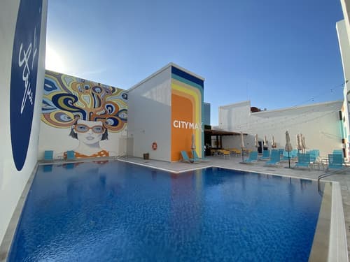 Citymax Hotel Business Bay, Pool