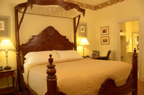 Anchuca Historic Mansion & Inn, Room