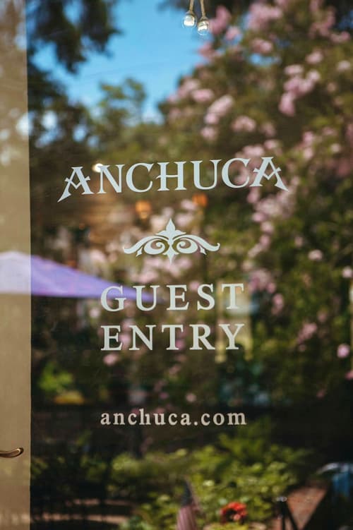Anchuca Historic Mansion & Inn, Reception