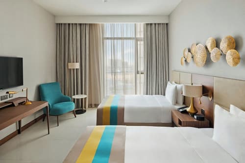 Holiday Inn Dubai Al-Maktoum Airport by IHG