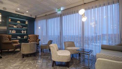 Vivid Blue Serenity Resort, Lobby lounge