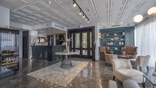 Vivid Blue Serenity Resort, Reception