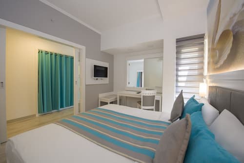 TUI BLUE Tropical, Room